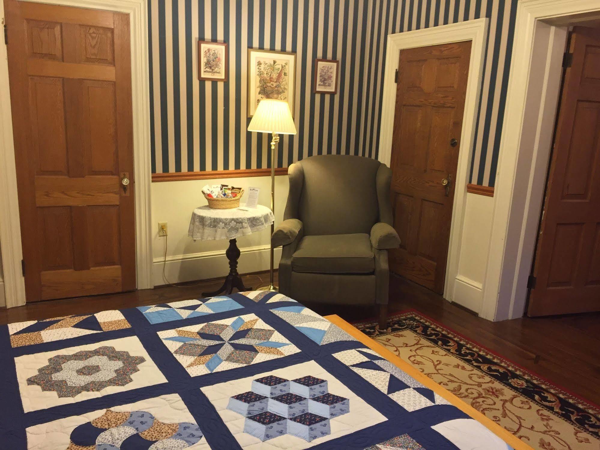 Red Lion Bed & Breakfast Luaran gambar