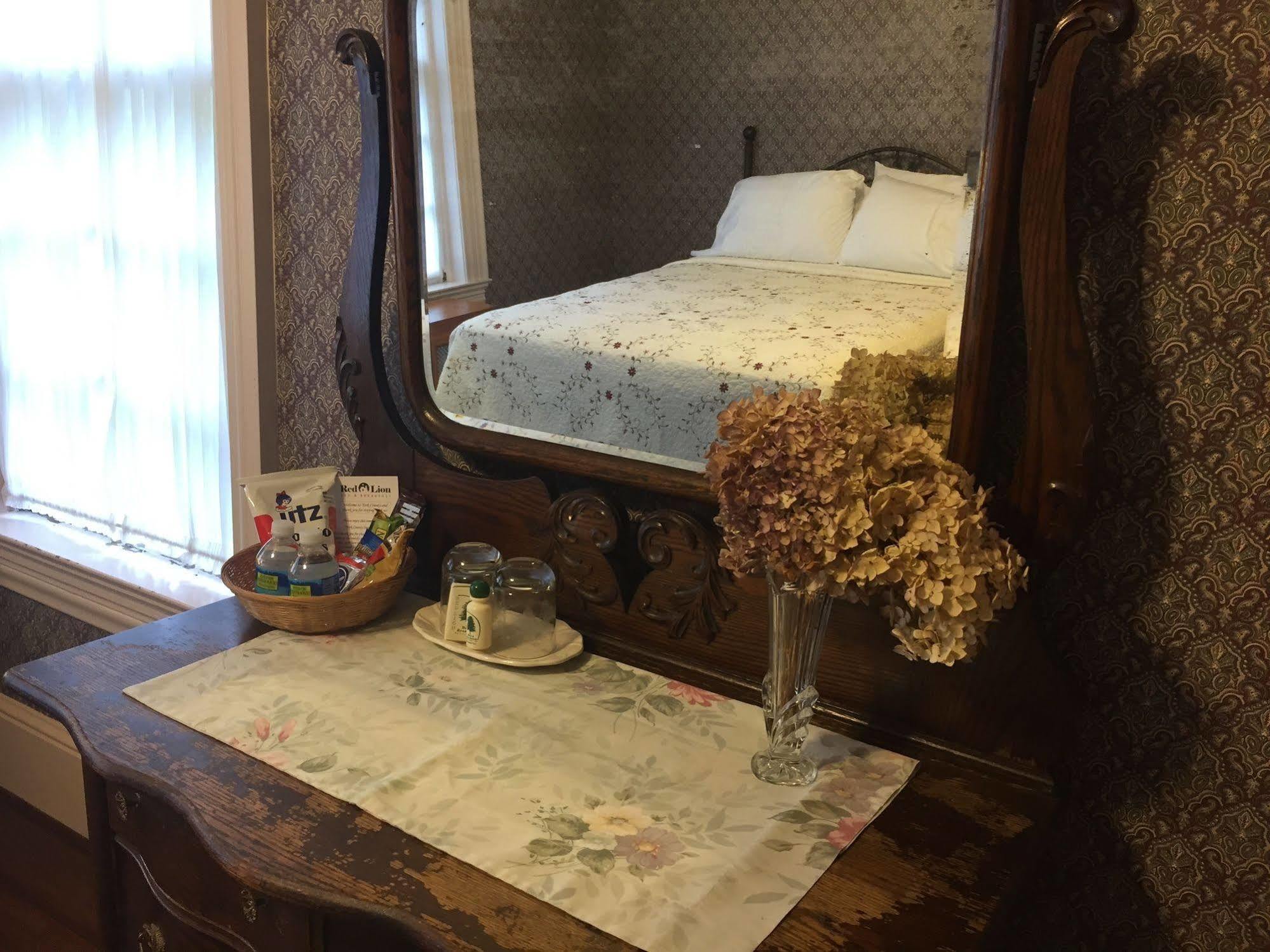 Red Lion Bed & Breakfast Luaran gambar